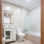 펜션 Busgosu, Casa A 300 M De La Playa De Poo Vv-993-as 라네스
