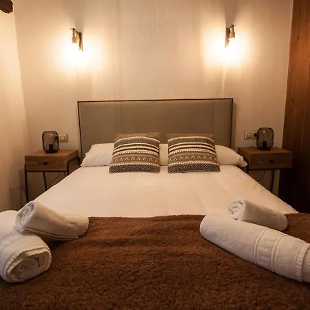 Busgosu, Casa En Poo De Llanes