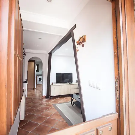 Сasa de vacaciones Busgosu, Casa En Poo De