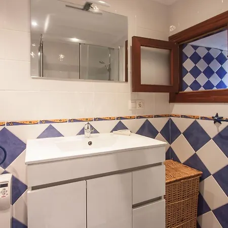 Busgosu, Casa En Poo De * Llanes