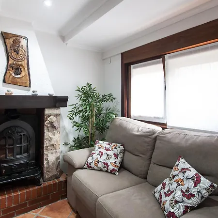 Сasa de vacaciones Busgosu, Casa En Poo De