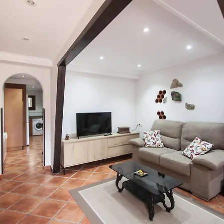 Busgosu, Casa A 300 M De La Playa De Poo Vv-993-as بيت للعطل