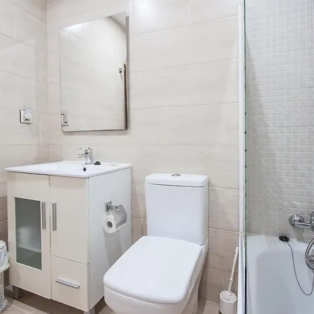 Busgosu, Casa A 300 M De La Playa De Poo Vv-993-as بيت للعطل *