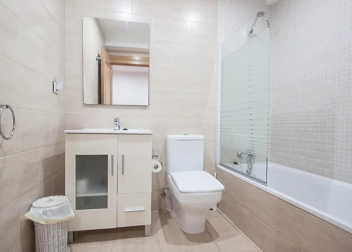 Holiday home Busgosu, Casa A 300 M De La Playa De Poo Vv-993-as *